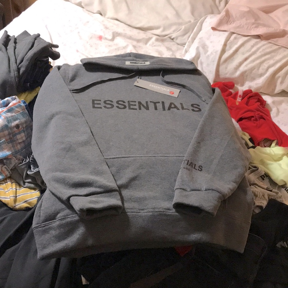 Essentials Fear Of God authentic hoodie. Size medium.